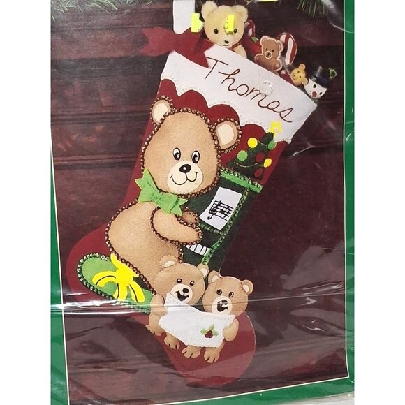 Bucilla Gallery of Stitches Ragtime Teddies 15” Felt Stocking Kit NIP Christmas - Picture 3 of 6